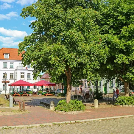 Apartment 1 Bedroom Amazing In Krakow Am