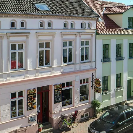 Apartment 1 Bedroom Amazing In Krakow Am